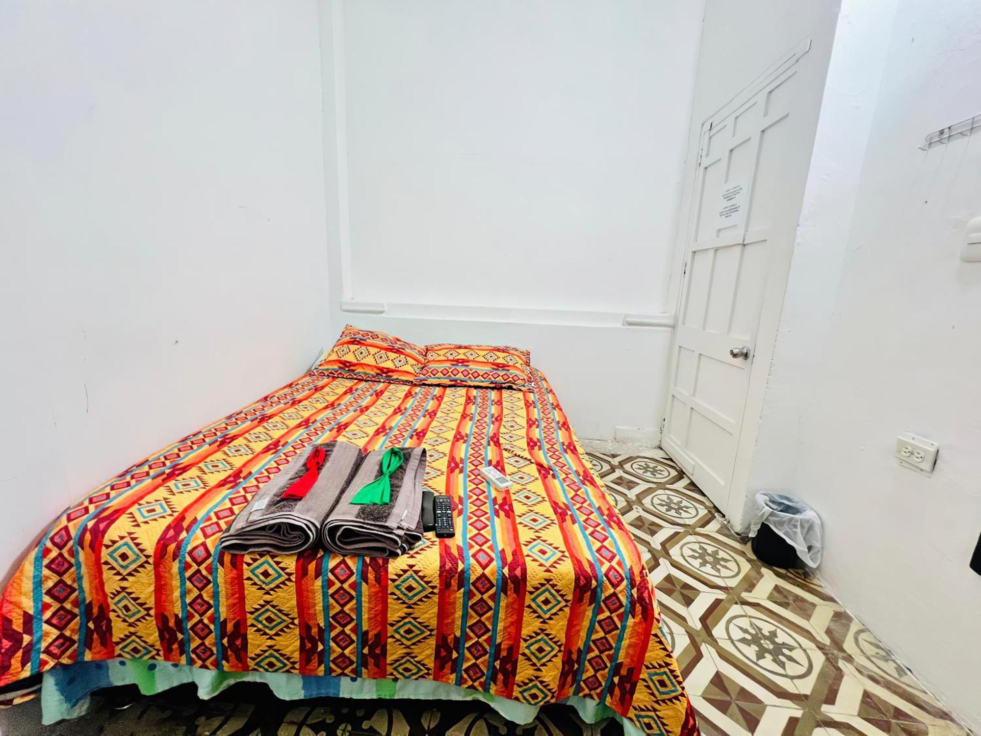 Hostal Badillo Sv Cartagena المظهر الخارجي الصورة